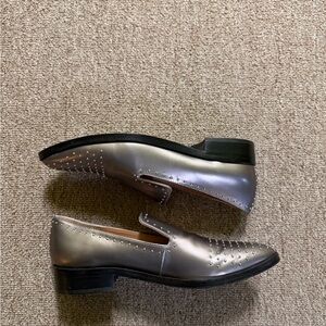 Sigerson Morrison Edna studded leather loafer-pewter size 7.5